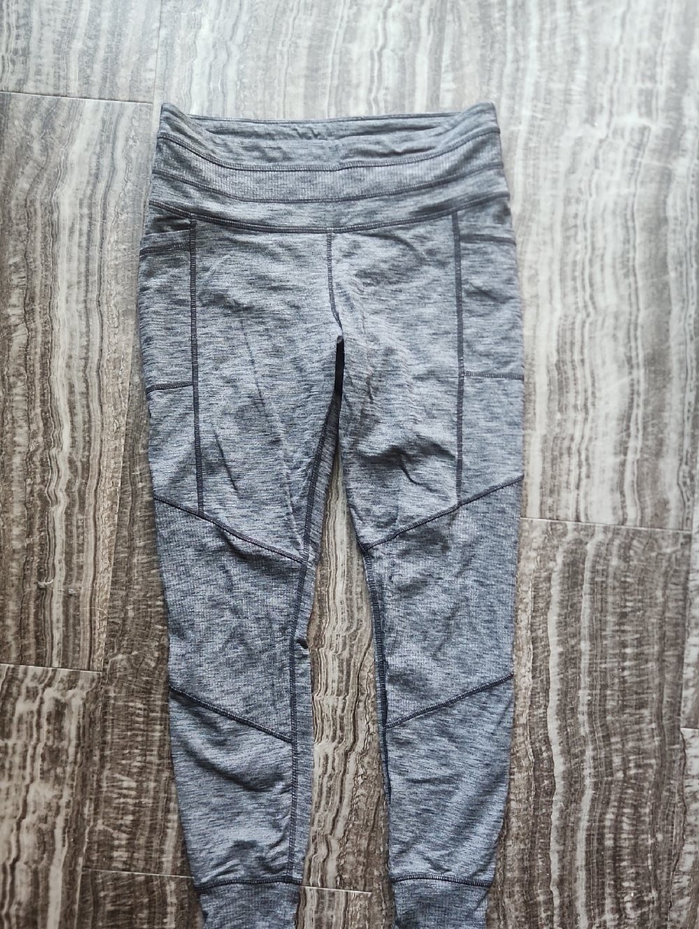 Athleta gray jogger leggings with pockets Size Medium